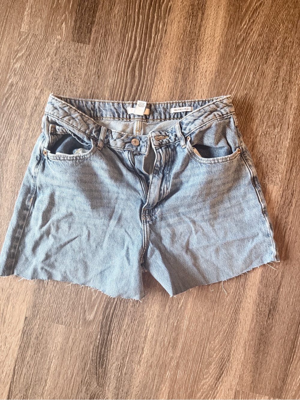 🌸 Size 29 Forever 21 Light Blue Denim Cutoff Shorts